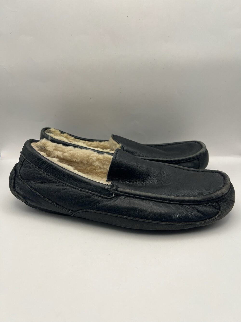 Ugg Ascot Black Leather Slippers Men Size 10
